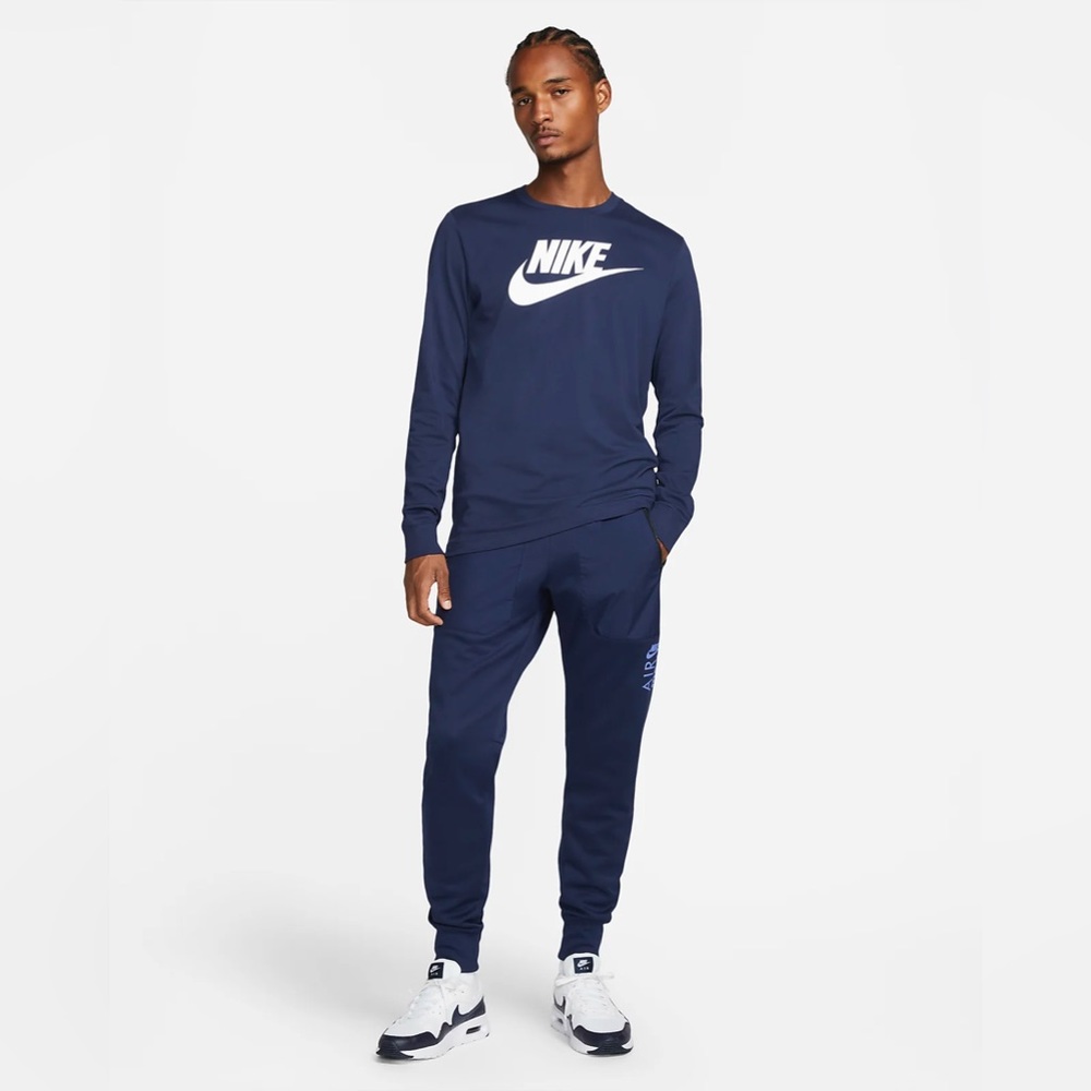 Nike Sportswear Men's Long-Sleeve T-Shirt